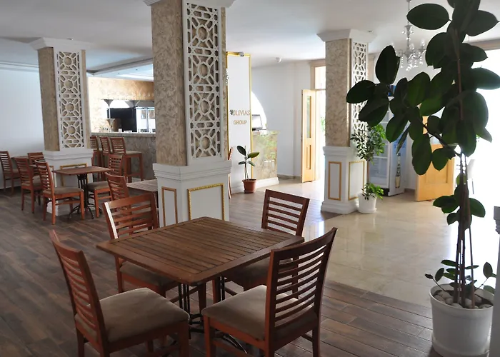 Hotel Olivias Group 3*