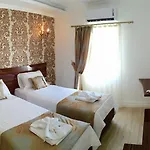 Olivias Group Hotel
